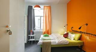 Гостиница Station Hotel К43 Санкт-Петербург Семейный четырехместный номер-2